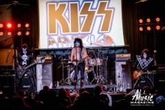 KISSmas